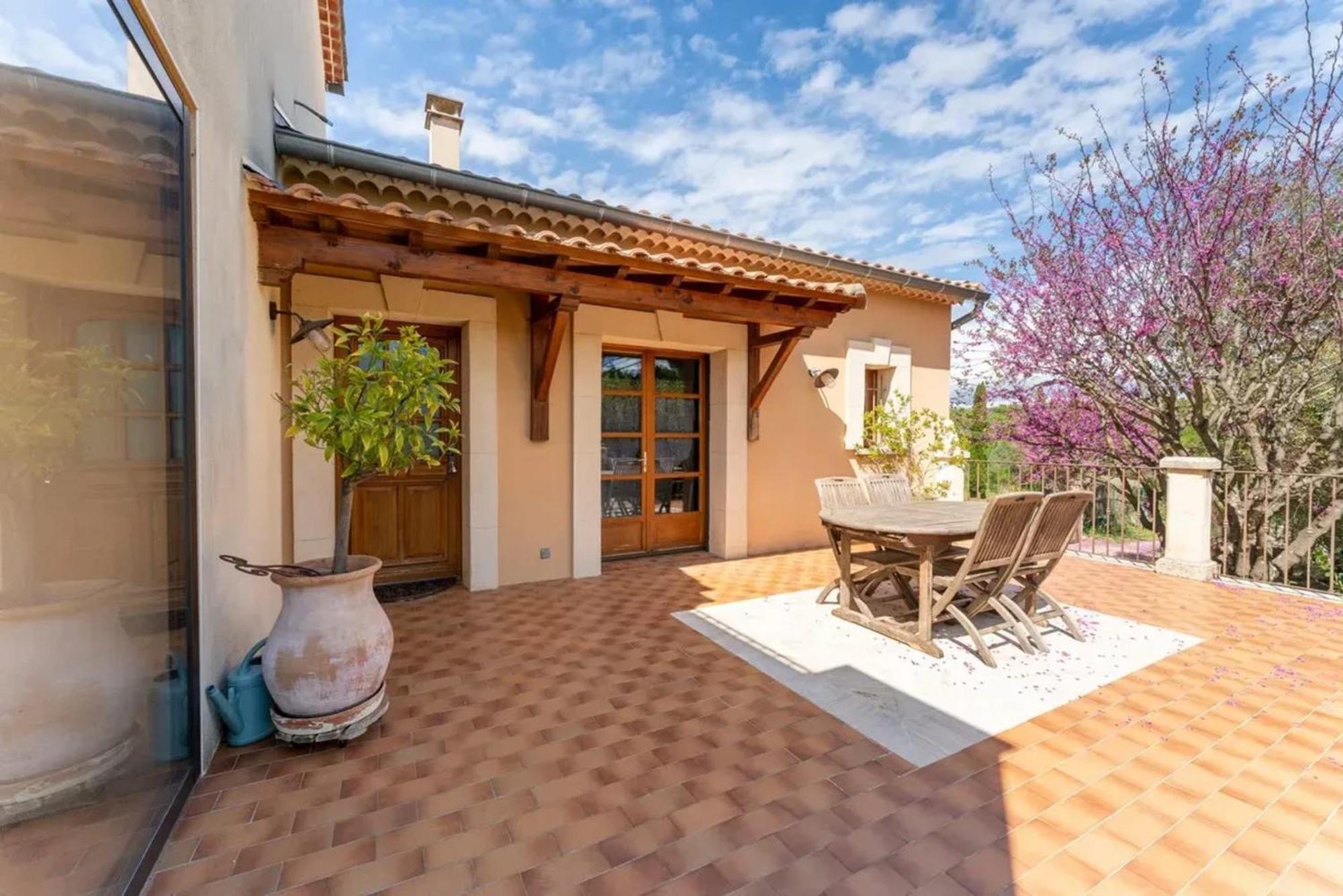 Villa Spacieuse A Vezenobres Avec Piscine Privee Exterior foto