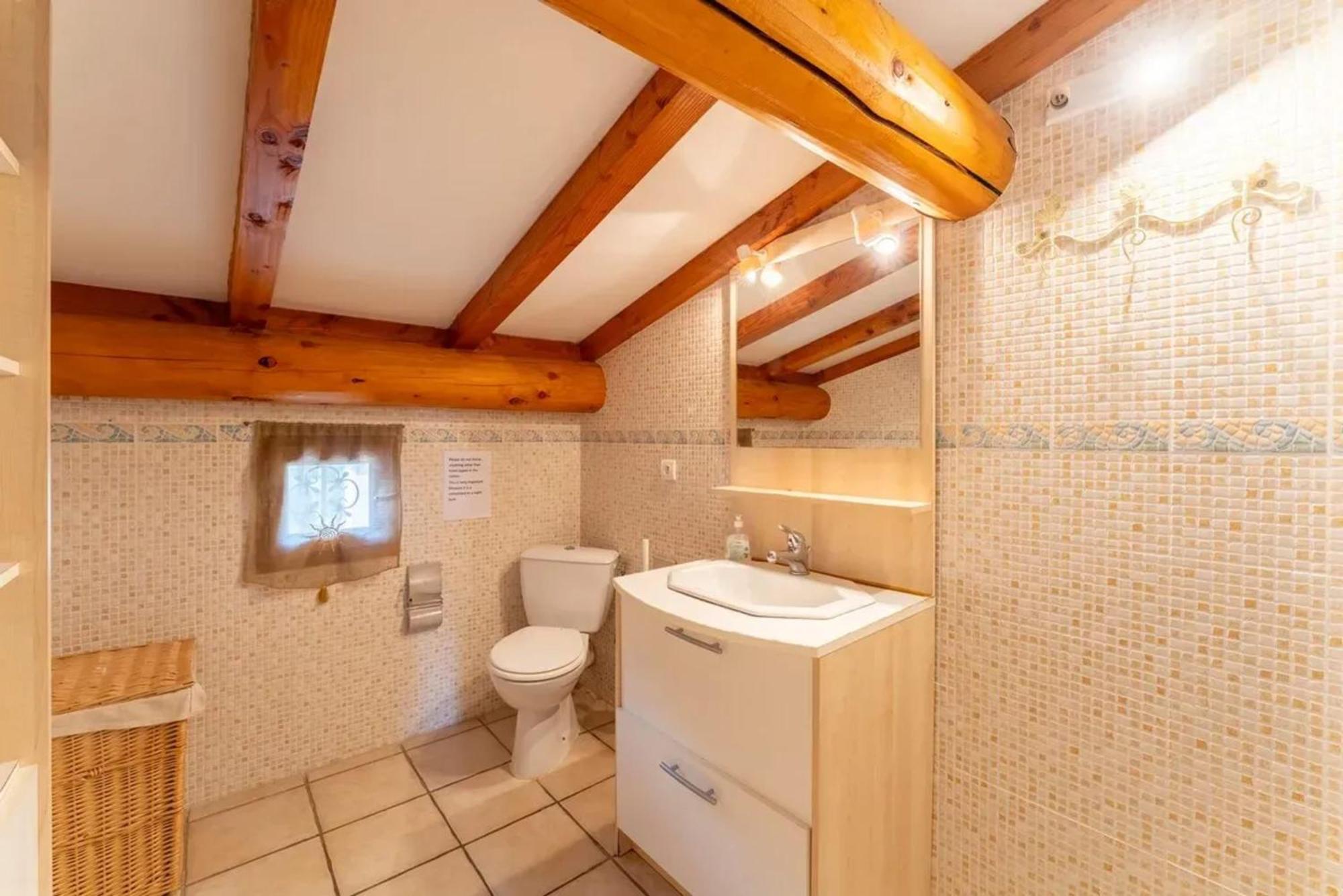 Villa Spacieuse A Vezenobres Avec Piscine Privee Exterior foto